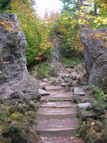 Stone steps, Sahalie Falls trail